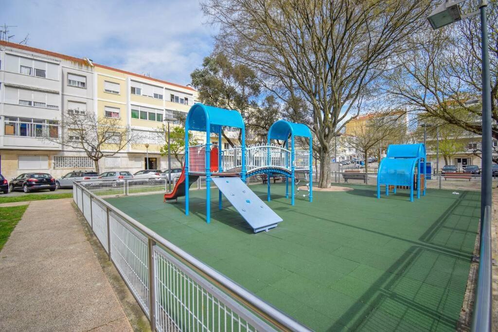 Cozy And Sunny Family Apartment Lisboa 外观 照片